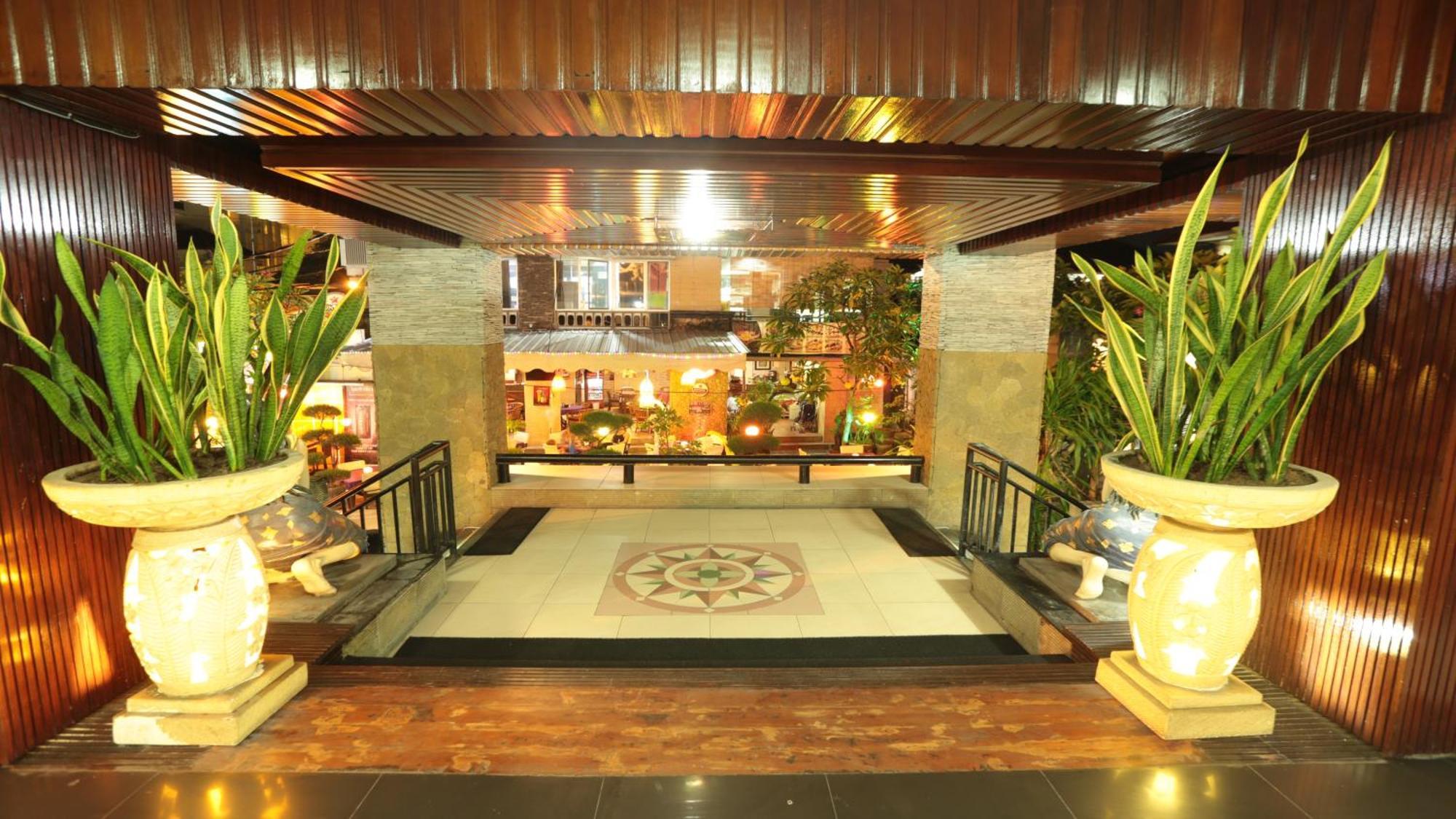 La Walon Hotel Kuta  Exterior photo