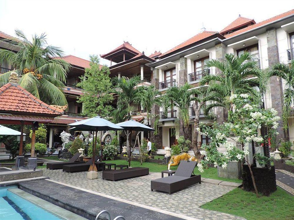 La Walon Hotel Kuta  Exterior photo