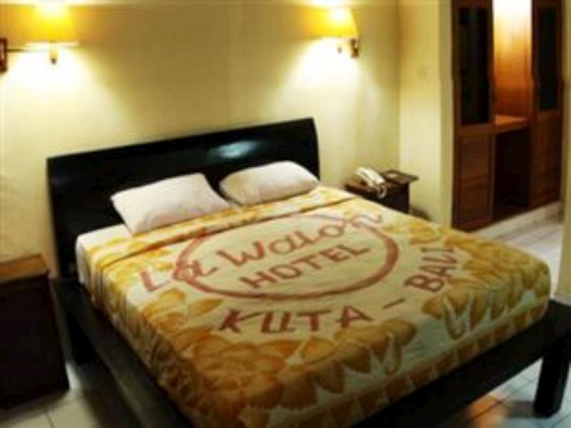 La Walon Hotel Kuta  Exterior photo