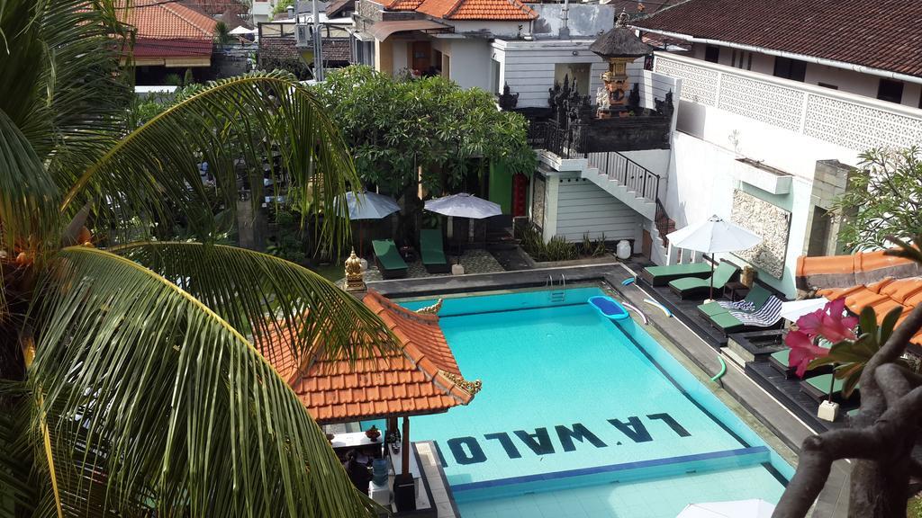 La Walon Hotel Kuta  Exterior photo