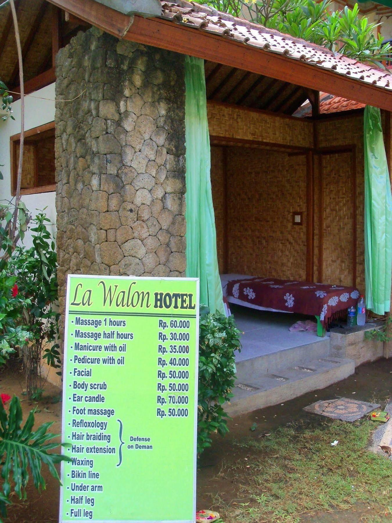 La Walon Hotel Kuta  Exterior photo