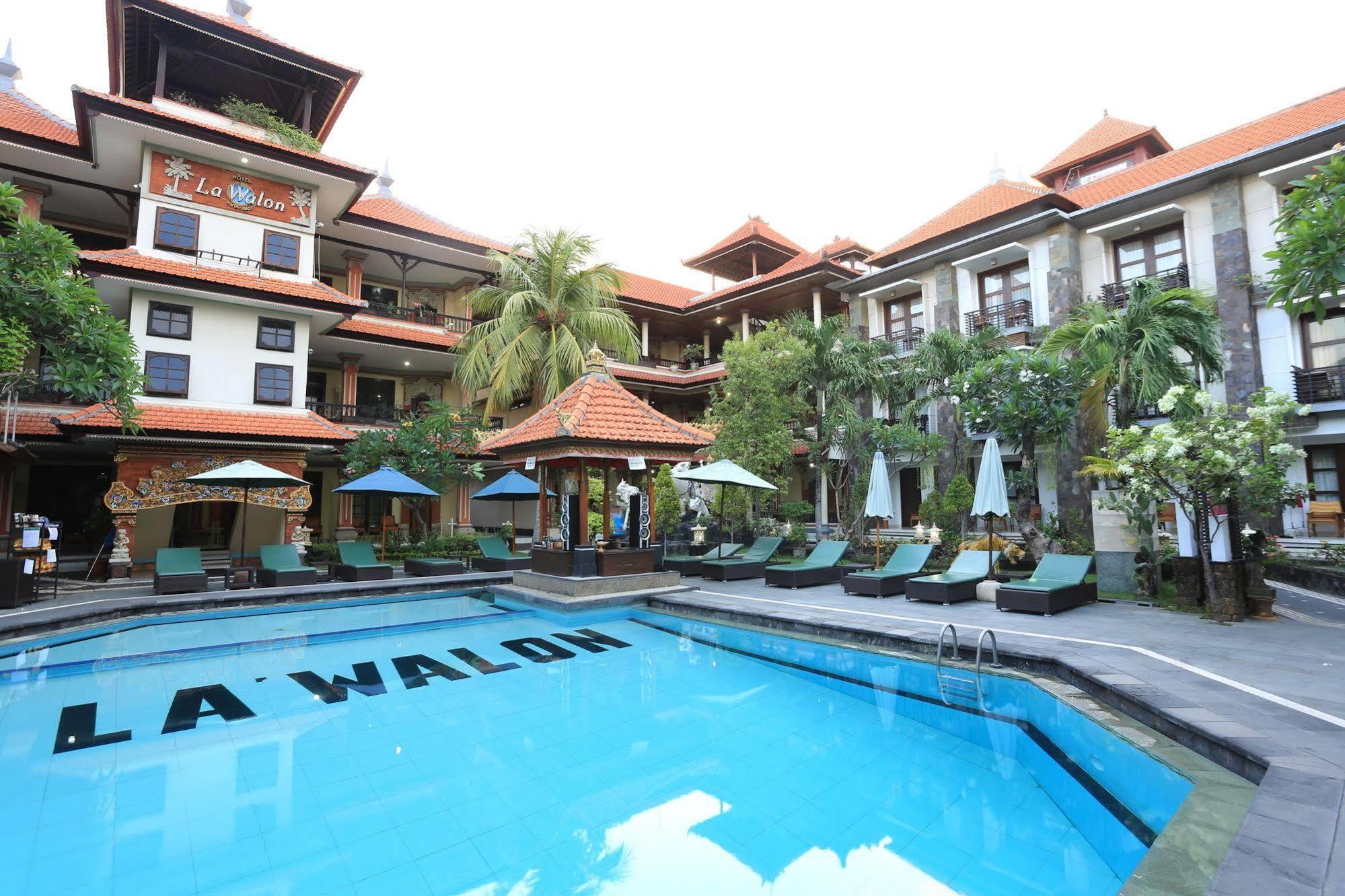 La Walon Hotel Kuta  Exterior photo